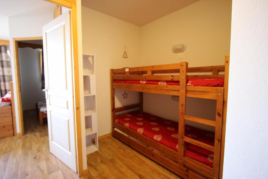 Vacaciones en montaña Apartamento 2 piezas para 6 personas (010) - Résidence la Grive - Chamrousse - Camas literas