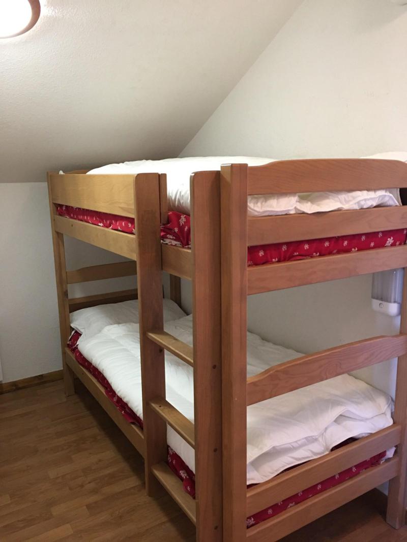 Urlaub in den Bergen 2-Zimmer-Berghütte für 6 Personen (821) - Résidence la Marmotte la Crête du Berger - La Joue du Loup - Schlafzimmer