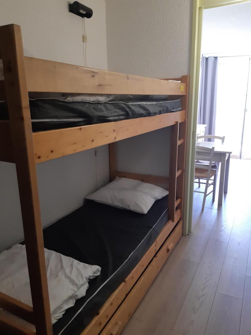 Vakantie in de bergen Studio 3 personen (E3) - Résidence la Meije 15 - Les 2 Alpes - Slaapnis