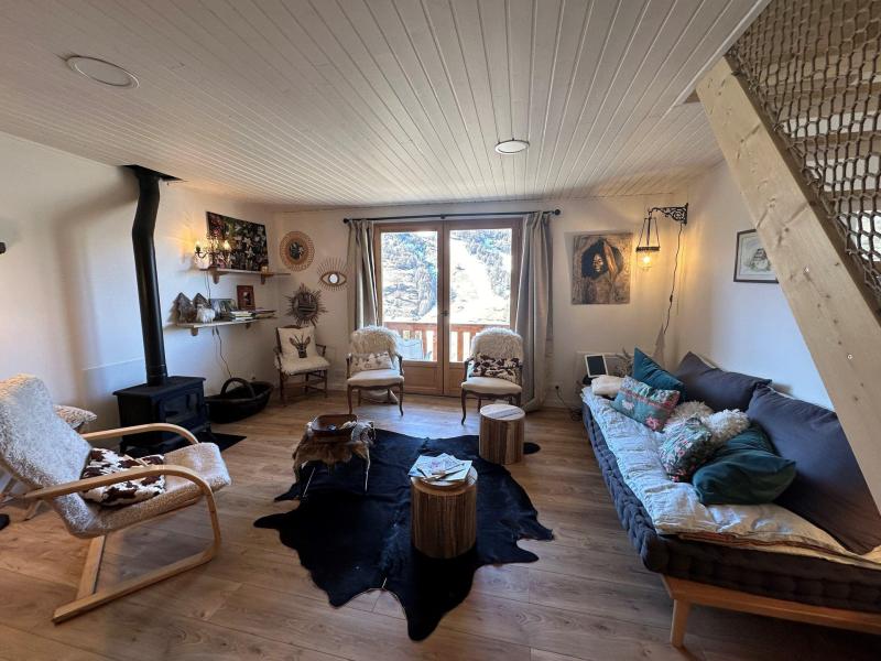 Holiday in mountain resort 4 room duplex apartment cabin 6 people - Résidence La Piloselle - Vars - Living room