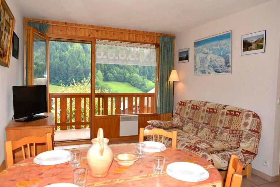 Vakantie in de bergen Appartement 2 kabine kamers 6 personen (05) - Résidence la Pointe de Chombas - Le Grand Bornand - Woonkamer