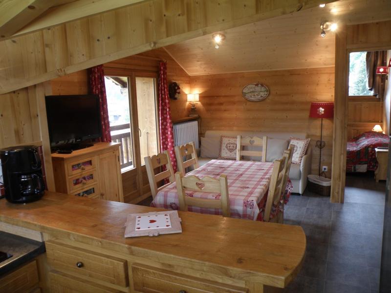 Holiday in mountain resort 3 room apartment 4 people - Résidence la Sapinière - Les Gets - Accommodation