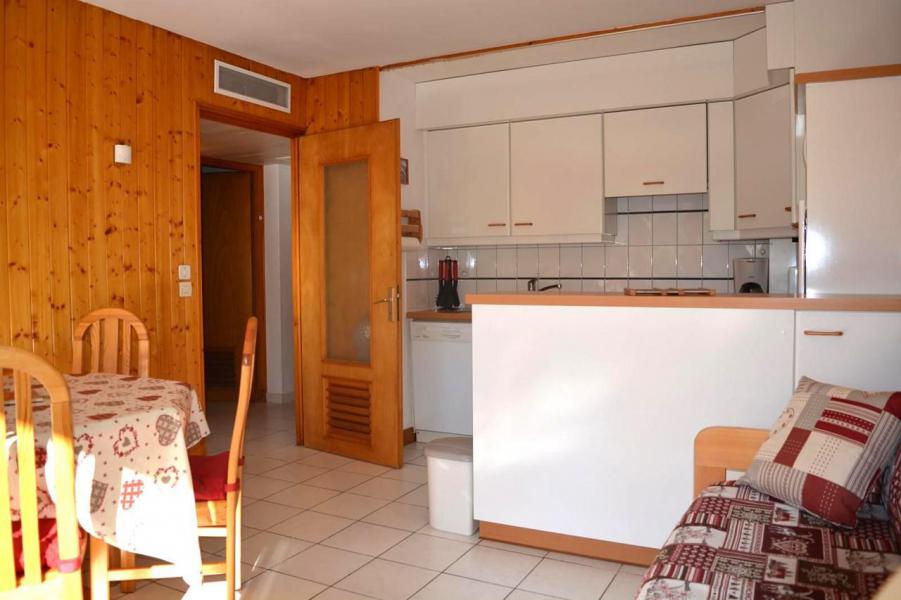 Vacaciones en montaña Apartamento 2 piezas para 4 personas (SSE) - Résidence la Vardase - Le Grand Bornand - Estancia