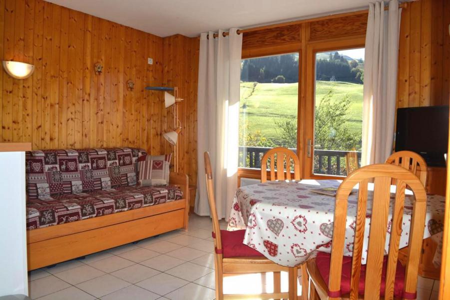 Vacaciones en montaña Apartamento 2 piezas para 4 personas (SSE) - Résidence la Vardase - Le Grand Bornand - Estancia