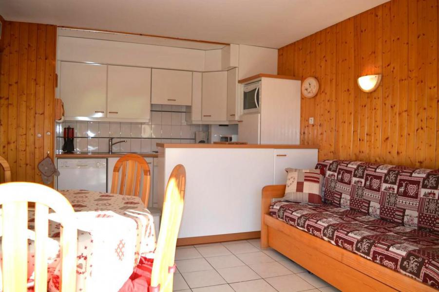 Vakantie in de bergen Appartement 2 kamers 4 personen (SSE) - Résidence la Vardase - Le Grand Bornand - Woonkamer