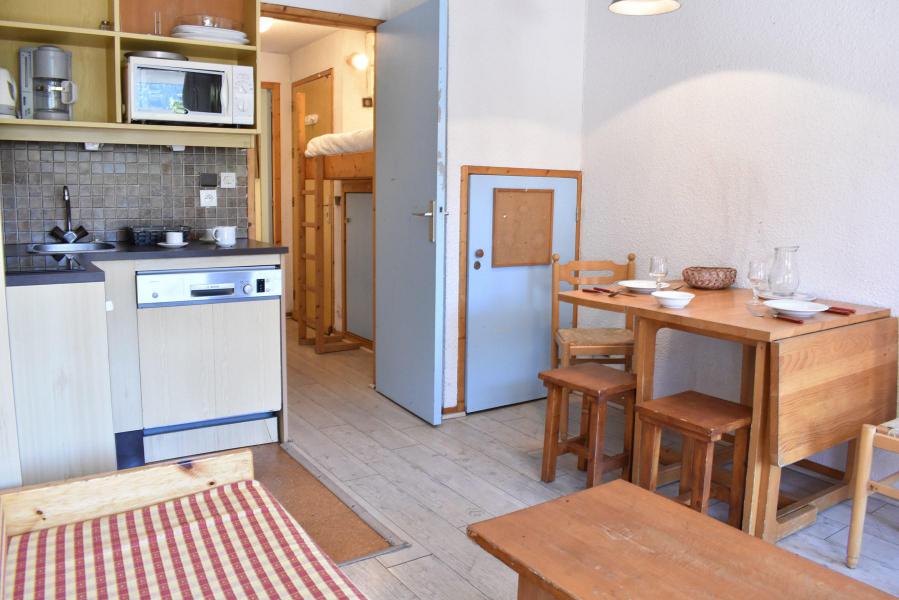 Vakantie in de bergen Appartement 2 kamers 4 personen (A3) - Résidence la Vizelle - Méribel - Woonkamer