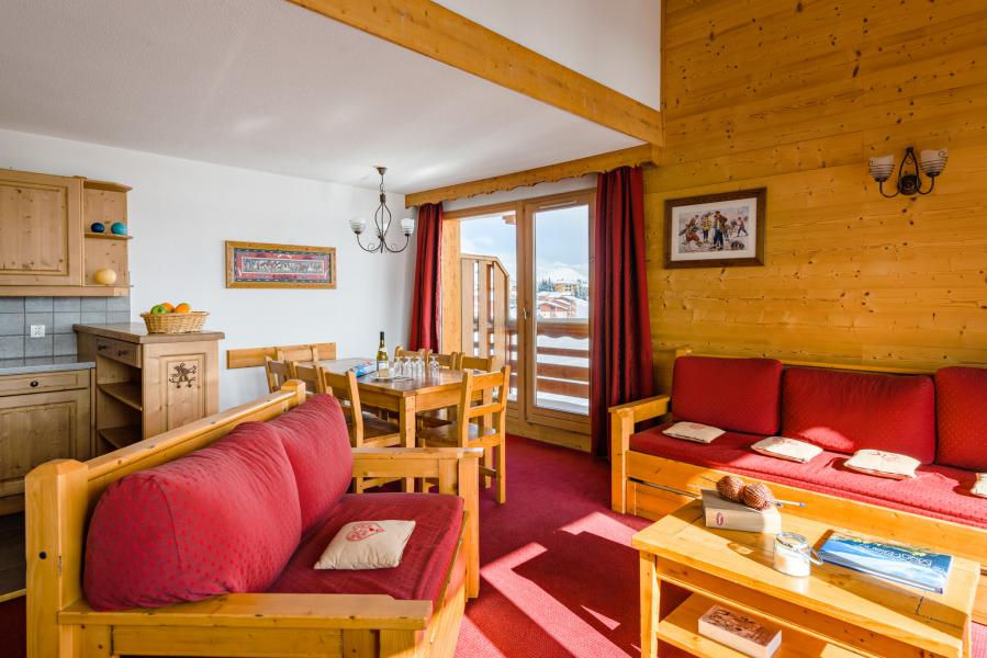 Holiday in mountain resort Résidence Lagrange l'Ecrin des Sybelles - La Toussuire - Living area