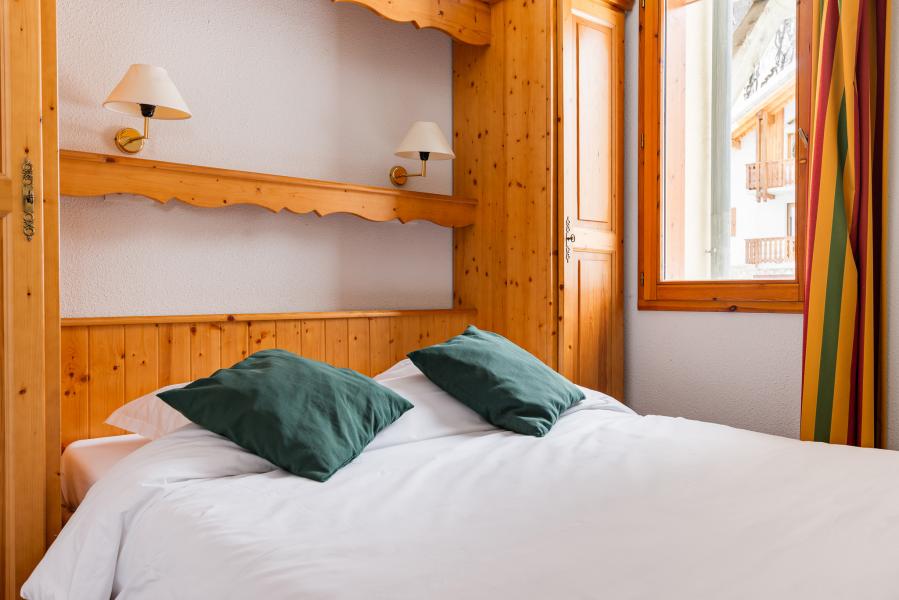 Holiday in mountain resort Résidence Lagrange les Chalets du Galibier - Valloire - Bedroom