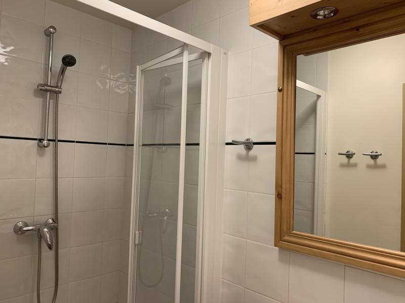 Vacaciones en montaña Apartamento dúplex 2 piezas 6 personas (03) - Résidence Lauzes - Les Menuires - Cuarto de ducha