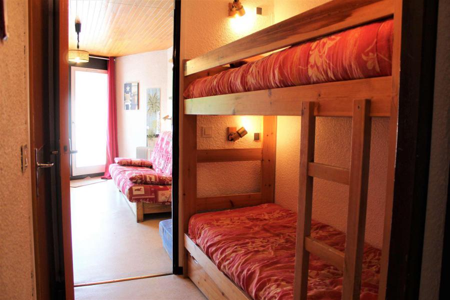 Vakantie in de bergen Studio bergnis 4 personen (308) - Résidence Lauzet - Vars - Cabine