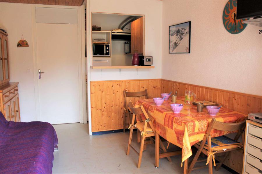 Urlaub in den Bergen Studio Schlafnische 4 Personen (404) - Résidence Lauzet - Vars - Wohnzimmer