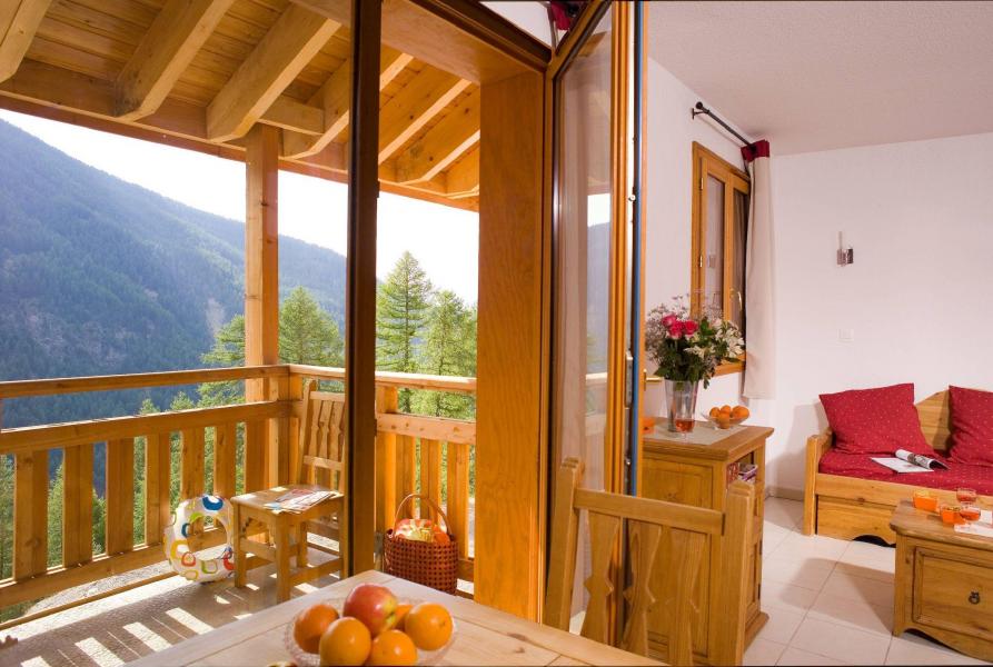 Holiday in mountain resort Résidence le Balcon des Airelles - Les Orres - Terrace