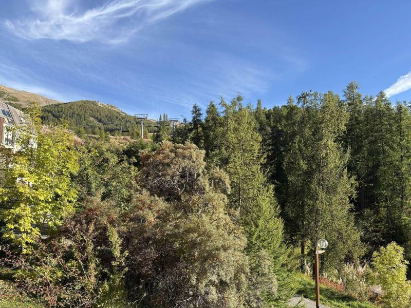 Vacanze in montagna Studio con alcova per 6 persone (237) - Résidence le Balcon des Orres - Les Orres - Esteriore estate