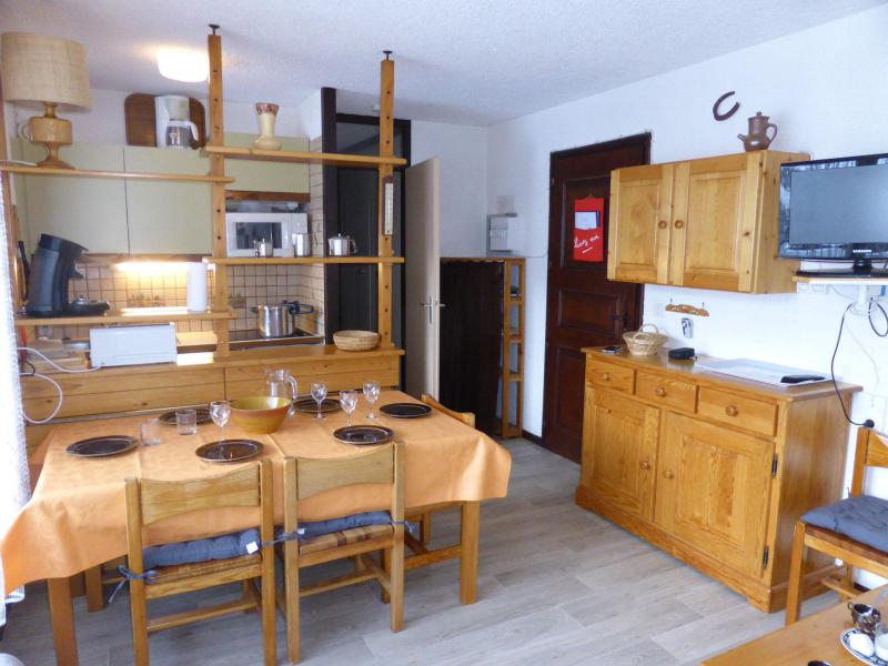Holiday in mountain resort 3 room apartment 6 people (CT835) - Résidence le Bel Aval - Les Contamines-Montjoie - Accommodation