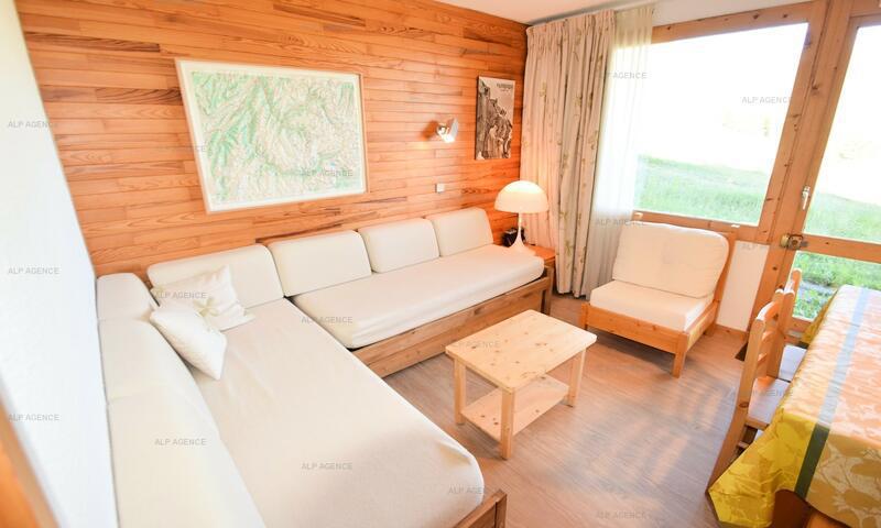Rent in ski resort 2 room apartment 5 people (35m²) - Résidence le Belvédère - Maeva Home - La Plagne - Living room