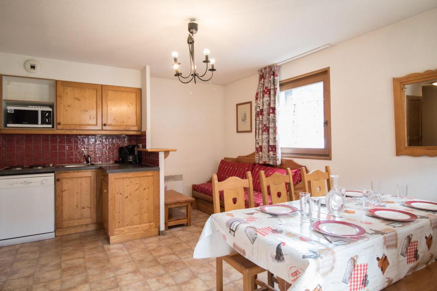 Holiday in mountain resort 3 room apartment 6 people (A66) - Résidence le Bonheur des Pistes - Val Cenis - Kitchen