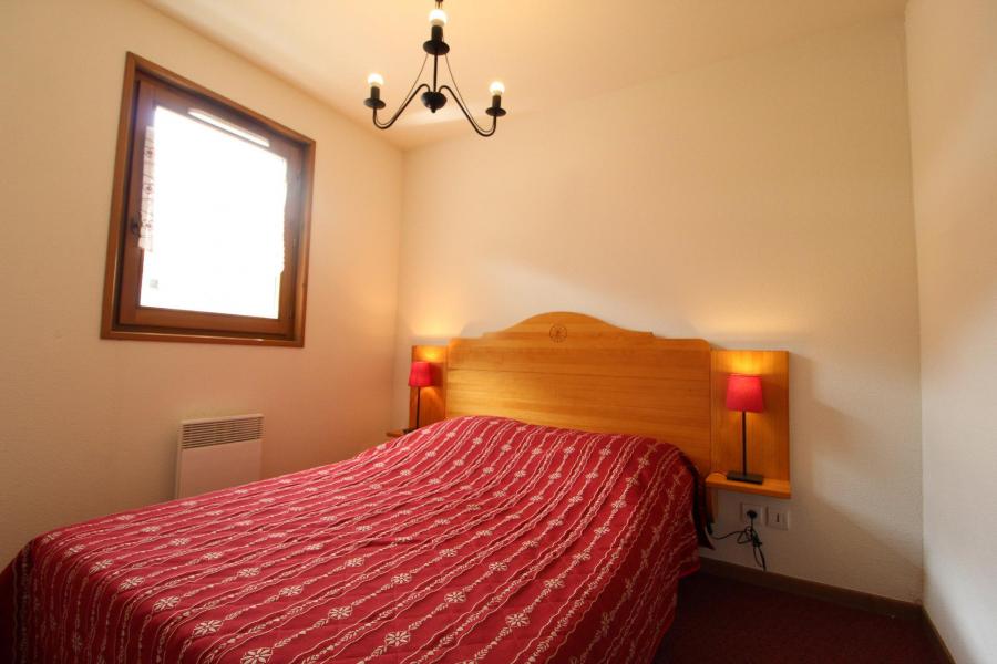 Urlaub in den Bergen 3-Zimmer-Appartment für 6 Personen (B24) - Résidence le Bonheur des Pistes - Val Cenis - Schlafzimmer
