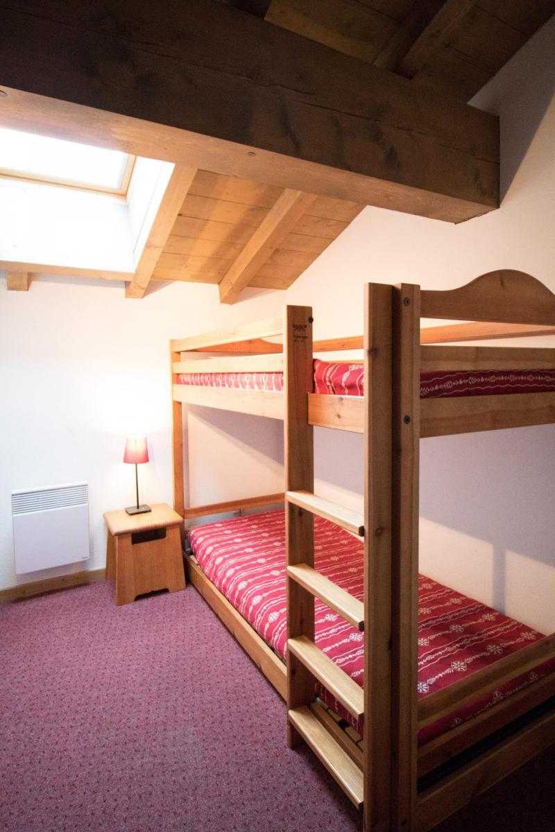 Urlaub in den Bergen 4 Zimmer Maisonettewohnung für 10 Personen (A77) - Résidence le Bonheur des Pistes - Val Cenis - Schlafzimmer