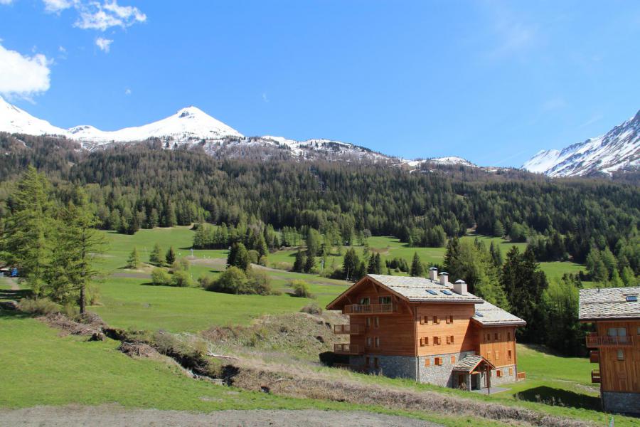 Vacances en montagne Résidence le Bonheur des Pistes - Val Cenis - Extérieur été