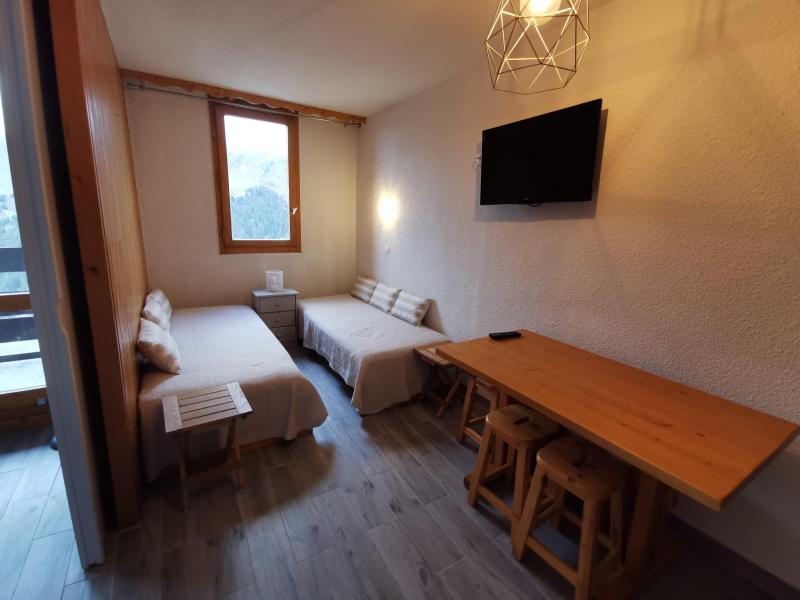 Vakantie in de bergen Studio 4 personen (B04) - Résidence le Boulevard - Méribel-Mottaret - Woonkamer