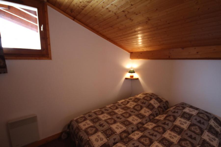 Vacanze in montagna Appartamento 3 stanze con mezzanino per 8 persone (020) - Résidence le Byblos - Les Saisies - Camera mansardata