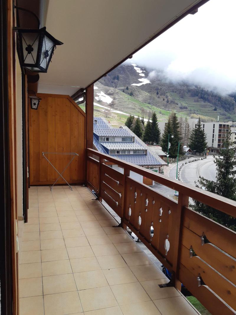 Vacaciones en montaña Apartamento 3 piezas para 6 personas (CABA25) - Résidence le Cabourg A - Les 2 Alpes - Balcón