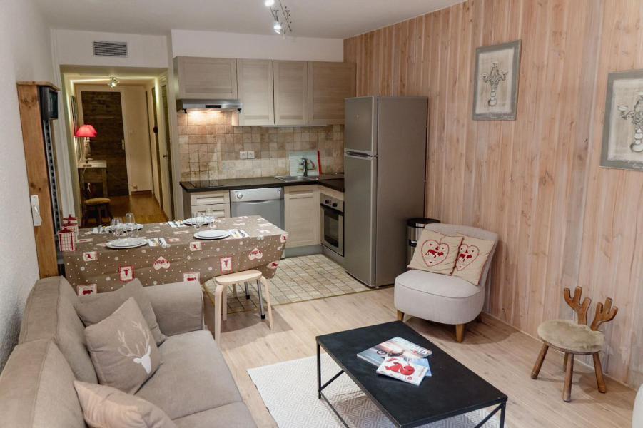 Holiday in mountain resort 3 room apartment 6 people (CAB61) - Résidence le Cabourg B & C - Les 2 Alpes - Living room