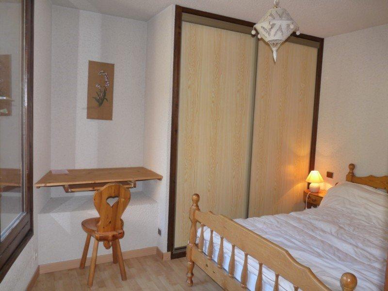 Holiday in mountain resort 4 room duplex apartment 12 people (1103) - Résidence le Cairn - Les Orres - Bedroom