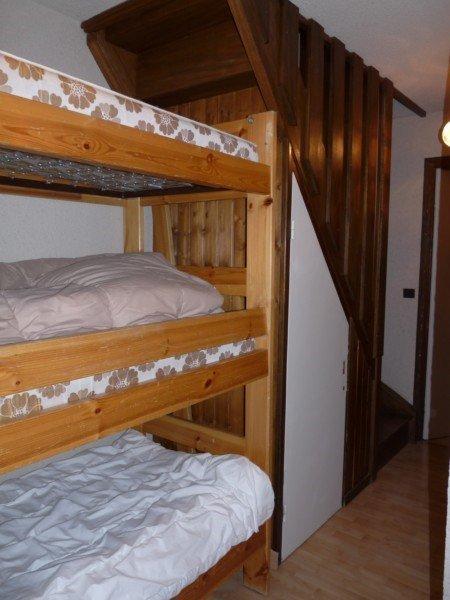 Holiday in mountain resort 4 room duplex apartment 12 people (1103) - Résidence le Cairn - Les Orres - Bedroom