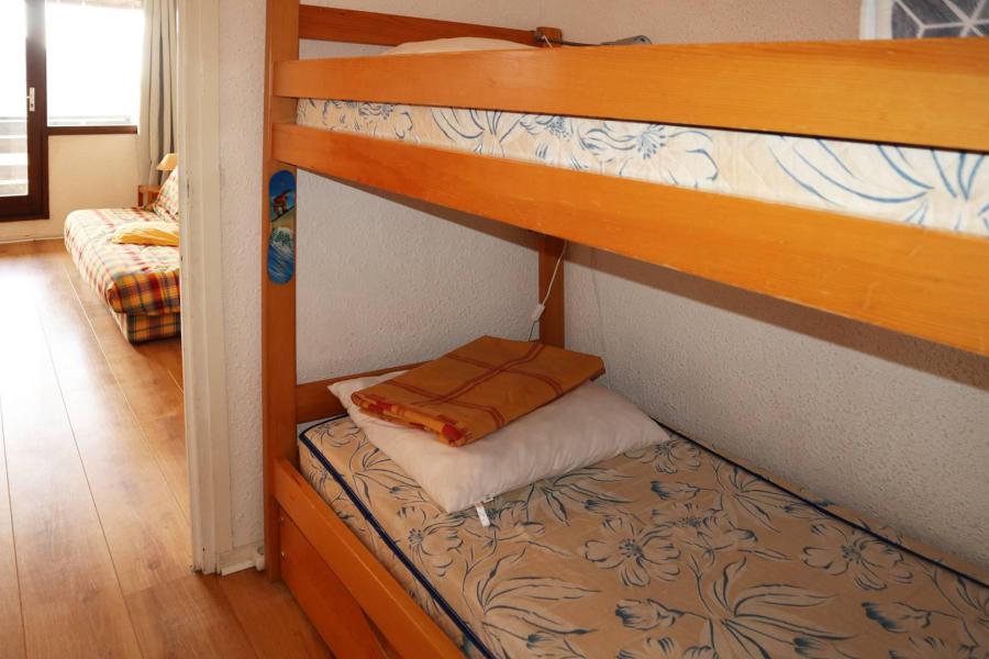 Holiday in mountain resort Studio sleeping corner 4 people (303) - Résidence le Cairn - Les Orres - Sleeping area