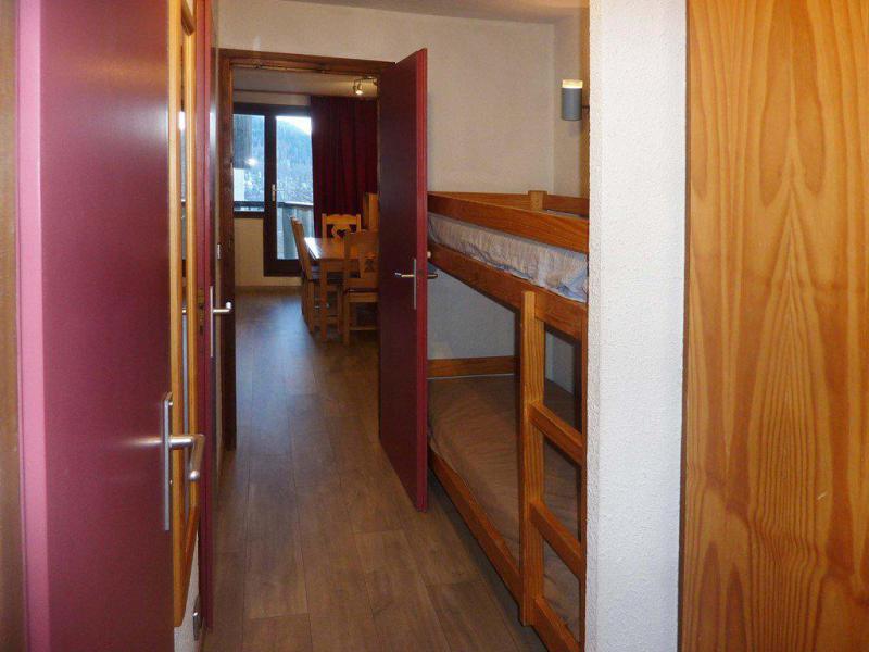 Holiday in mountain resort Studio sleeping corner 6 people (272) - Résidence le Cairn - Les Orres - Corridor