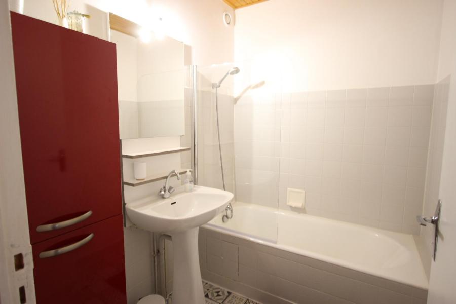 Urlaub in den Bergen 3-Zimmer-Appartment für 8 Personen (103) - Résidence le Cap 2000 - Chamrousse - Badezimmer