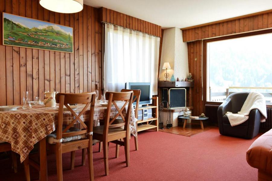 Urlaub in den Bergen 3-Zimmer-Appartment für 6 Personen (E) - Résidence le Caribou - Le Grand Bornand - Wohnzimmer