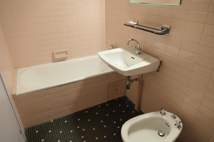 Holiday in mountain resort 1 room apartment 4 people (SG011) - Résidence Le Castel Des Roches A - Saint Gervais - Bathroom