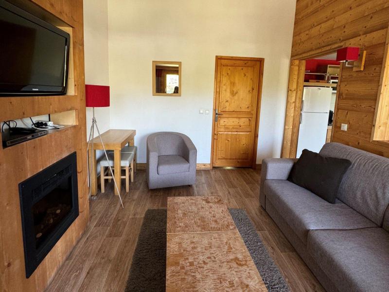 Urlaub in den Bergen 3-Zimmer-Holzhütte für 6 Personen (717) - Résidence le Centaure - La Plagne - Wohnzimmer