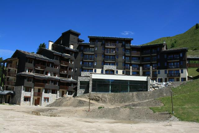 Skiverleih Résidence le Centaure - La Plagne - Draußen im Sommer