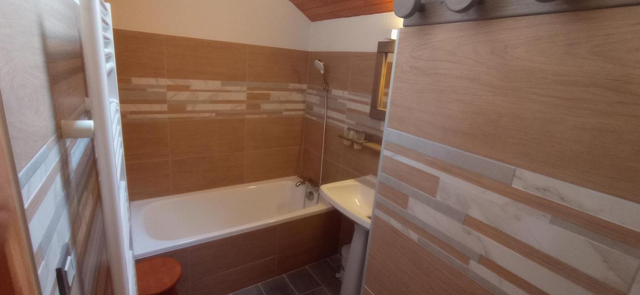 Holiday in mountain resort 4 room apartment 8 people (014P) - Résidence le Centre - Champagny-en-Vanoise - Bedroom