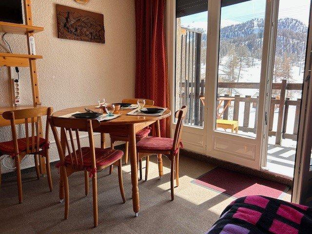 Vacances en montagne Appartement 2 pièces 4 personnes (34) - Résidence Le Cesier - Risoul - Séjour