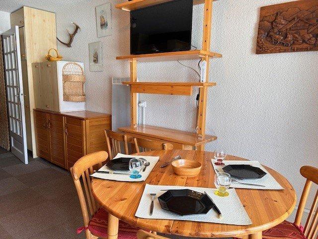 Vacances en montagne Appartement 2 pièces 4 personnes (34) - Résidence Le Cesier - Risoul - Séjour