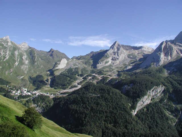 Location au ski Résidence le Chalet - Gourette - Extérieur été