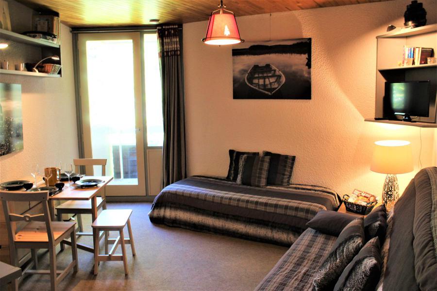 Holiday in mountain resort Studio 4 people (612) - Résidence le Chambeyron - Vars - Accommodation