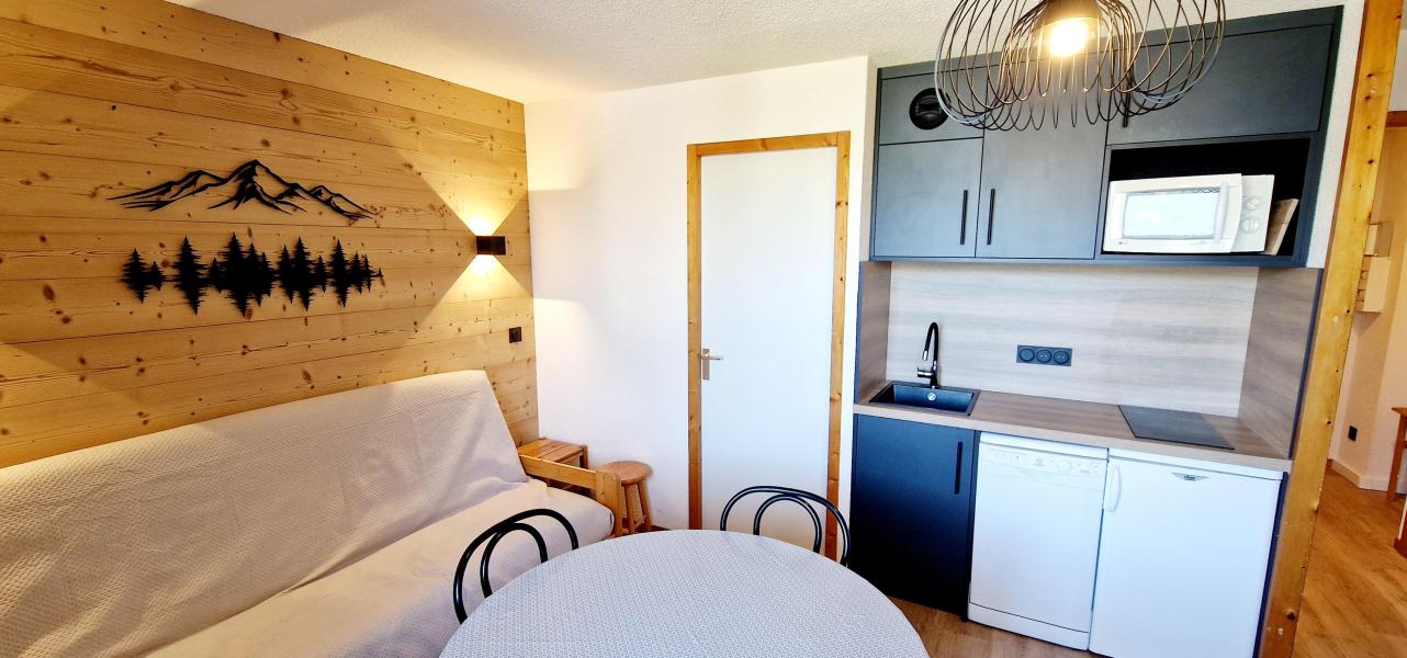 Holiday in mountain resort 3 room apartment cabin 4 people (407) - Résidence le Chanteloup - Montalbert