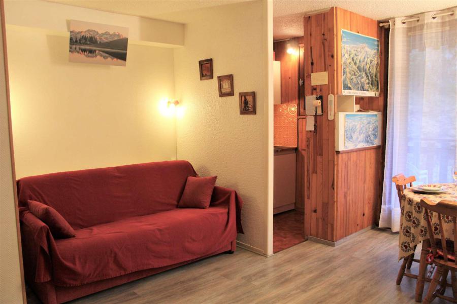 Holiday in mountain resort Studio sleeping corner 4 people (VRS410-0109) - Résidence le Christiana - Vars - Accommodation