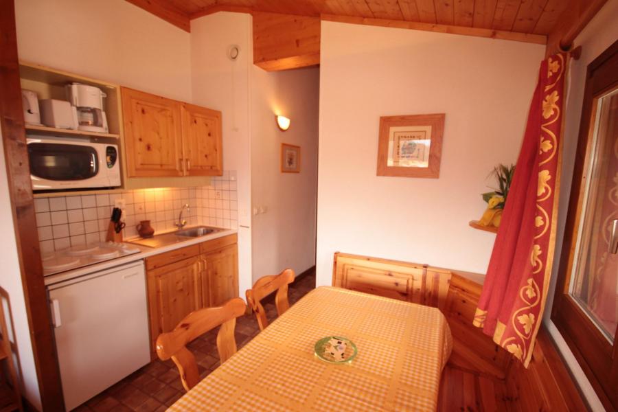 Holiday in mountain resort 2 room apartment sleeping corner 6 people (A18) - Résidence le Christiania A - Les Saisies - Kitchenette