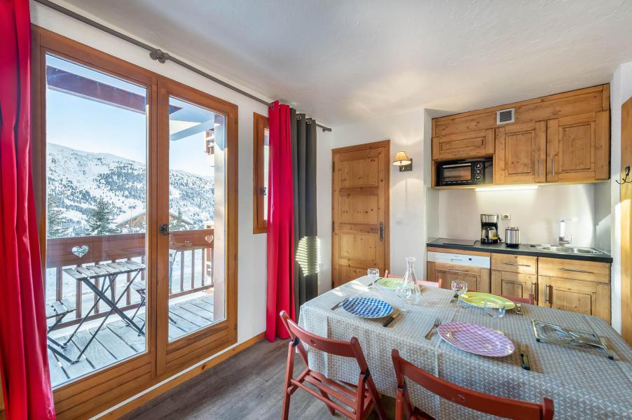 Urlaub in den Bergen 3-Zimmer-Appartment für 5 Personen (A5) - Résidence le Christmas - Méribel - Wohnzimmer