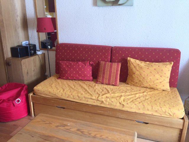 Holiday in mountain resort Studio sleeping corner 4 people (170-23I) - Résidence le Cimbro I - Risoul - Living room