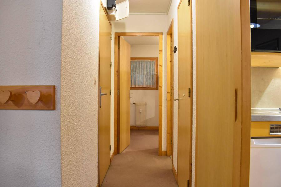 Vakantie in de bergen Appartement 2 kamers 6 personen (I16) - Résidence le Cirsé - Méribel - Hal