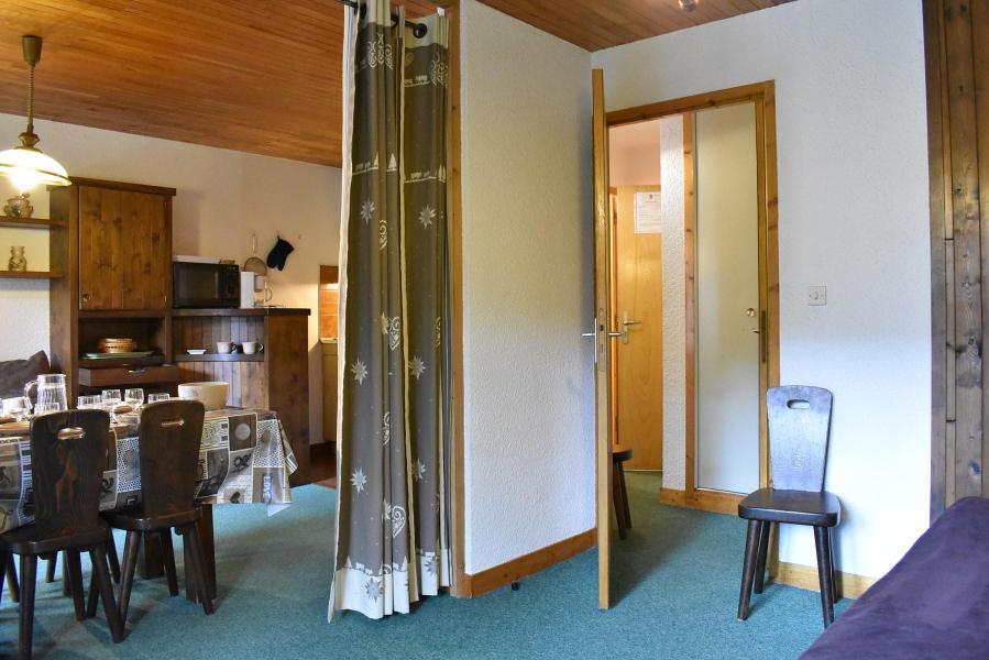 Vakantie in de bergen Studio bergnis 4 personen - Résidence le Cirsé - Méribel - Woonkamer