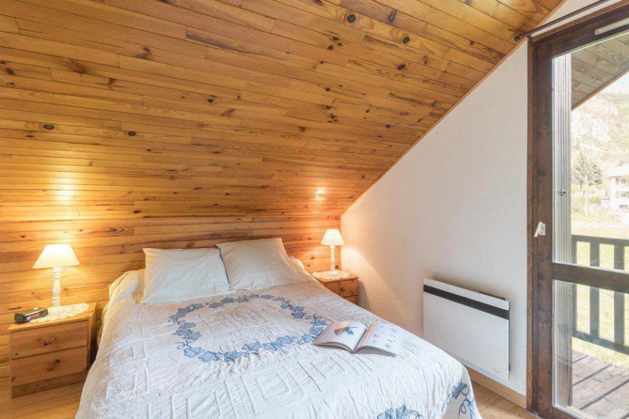 Holiday in mountain resort 3 room duplex apartment 6 people (006) - Résidence le Clos de l'Etoile - Serre Chevalier - Accommodation