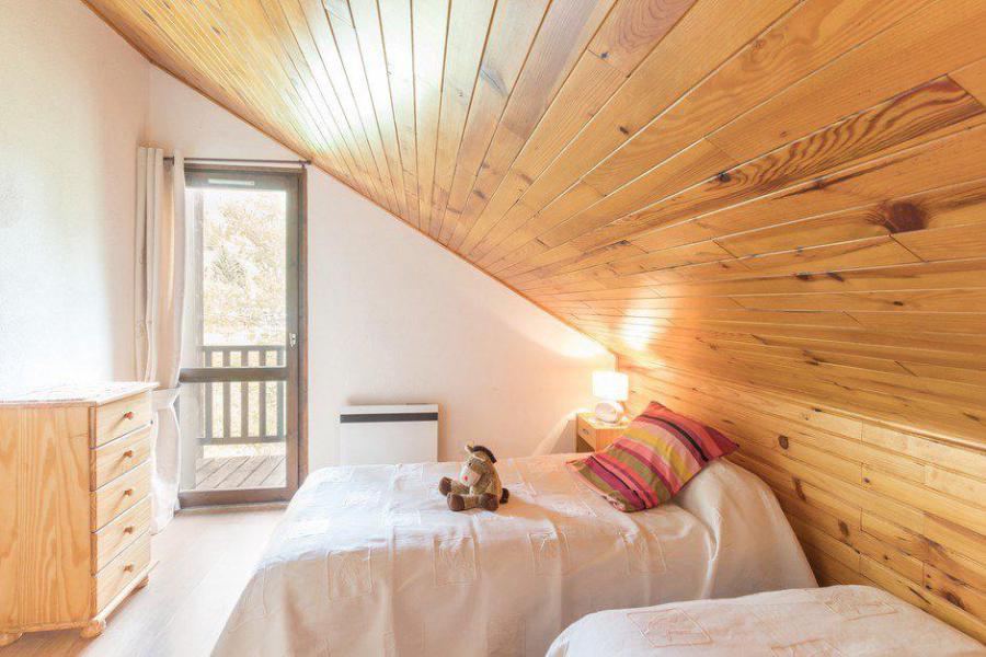 Urlaub in den Bergen 3 Zimmer Maisonettewohnung für 6 Personen (006) - Résidence le Clos de l'Etoile - Serre Chevalier - Schlafzimmer